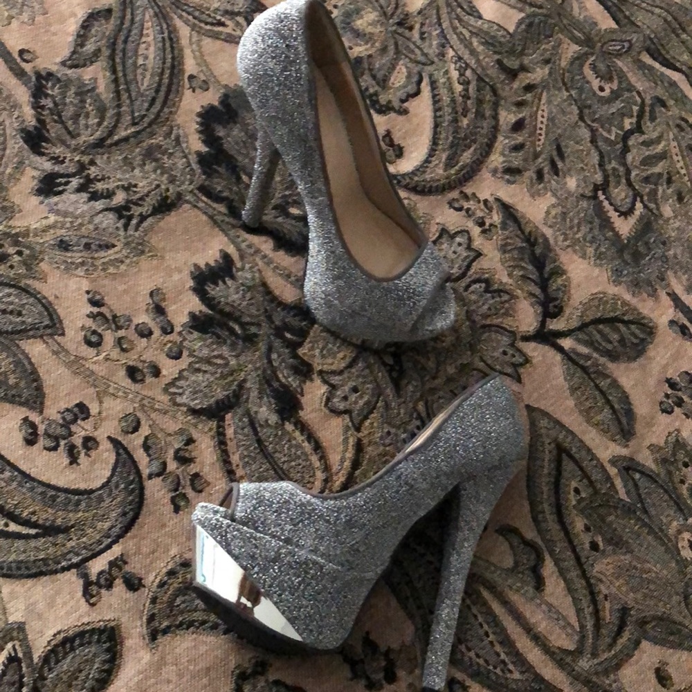 6 inch sequined stiletto pumps